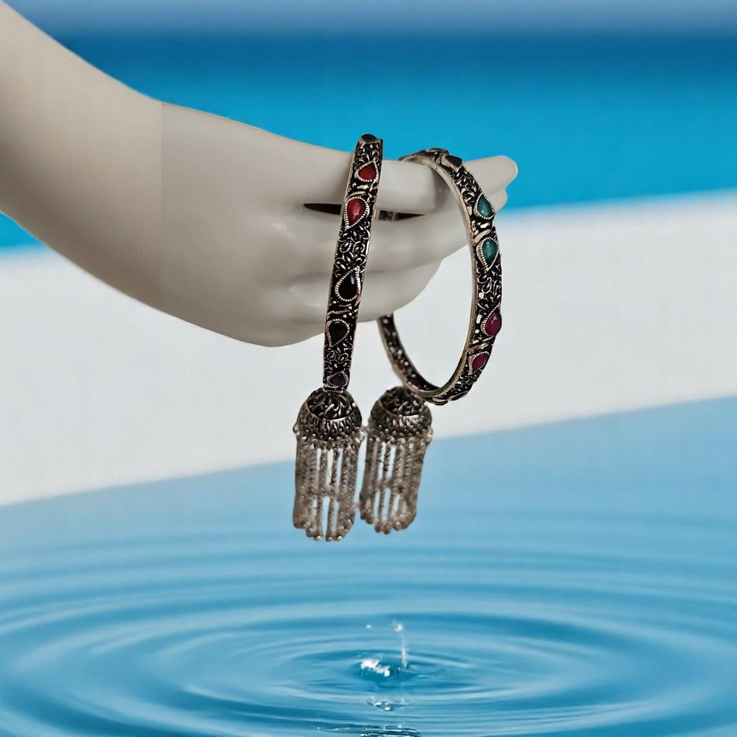 122413 Classic Bangles With Oxidised Plating-Size 2.4
