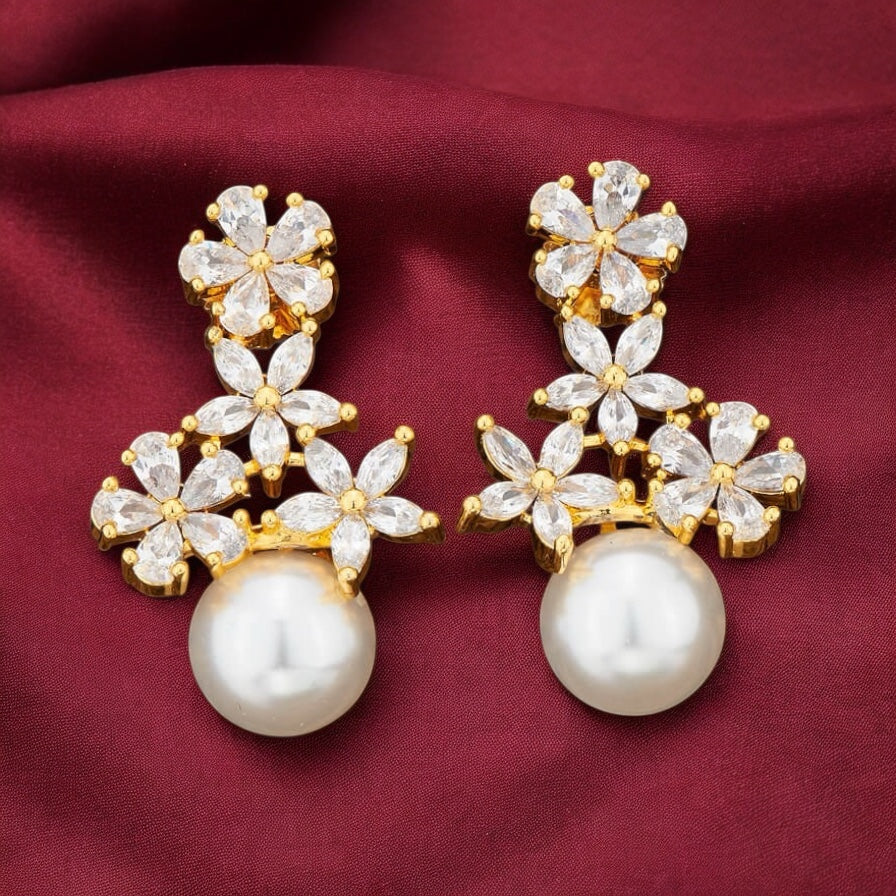 417486 Cz Short Earring With Gold Plating