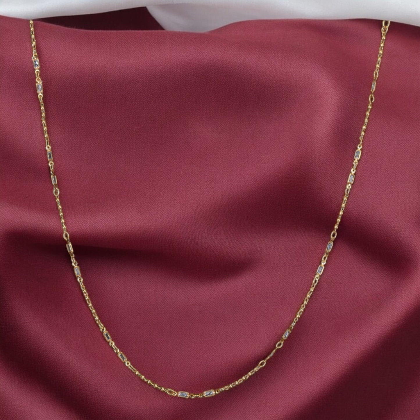 427469 Cubic Zirconia Delicate Chain With Rhodium Gold Plating