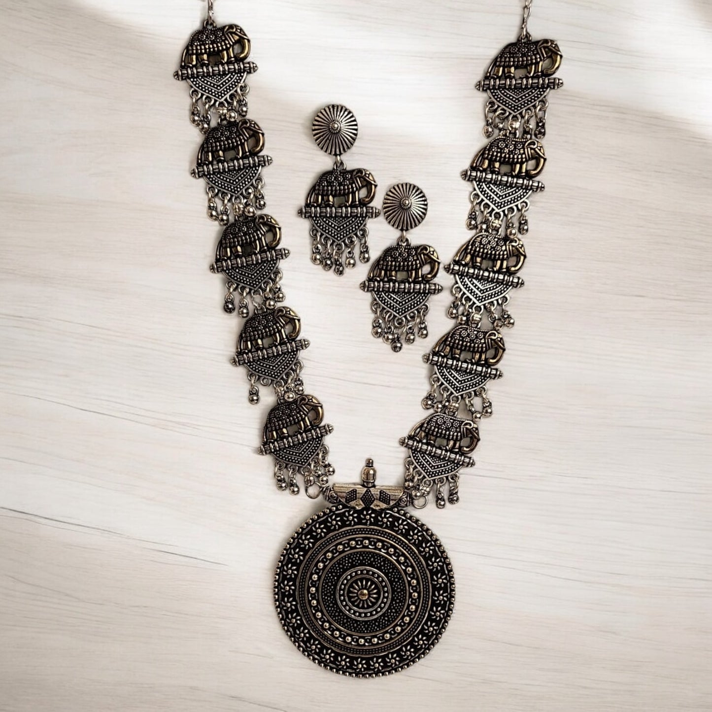 93999-NSO Classic Necklace With Oxidised Plating-Elephant Design