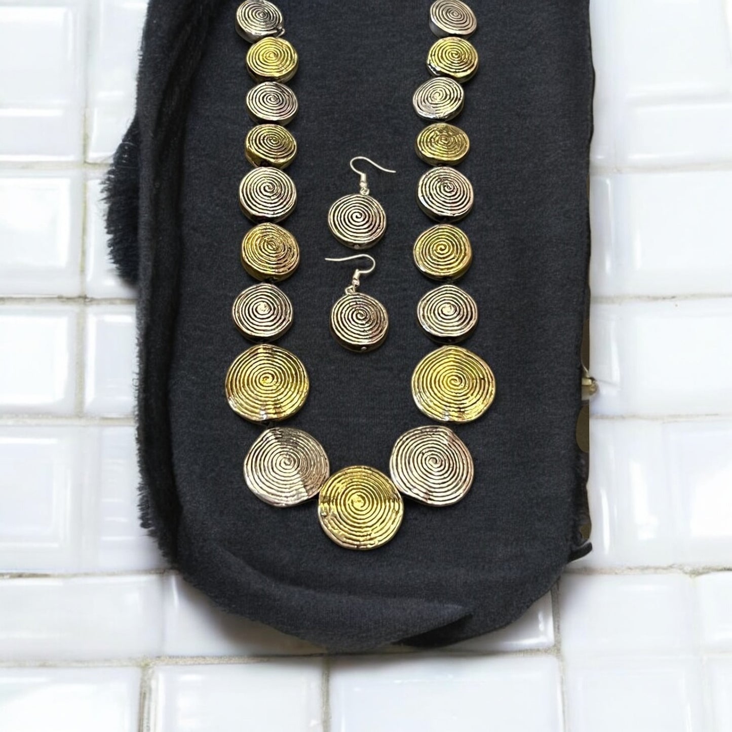 93509-NSO Classic Necklace With Oxidised Plating-Design 2