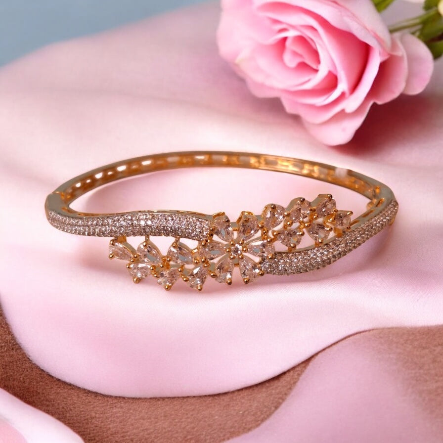433527 Cubic Zirconia Classic Kada With Gold Plating