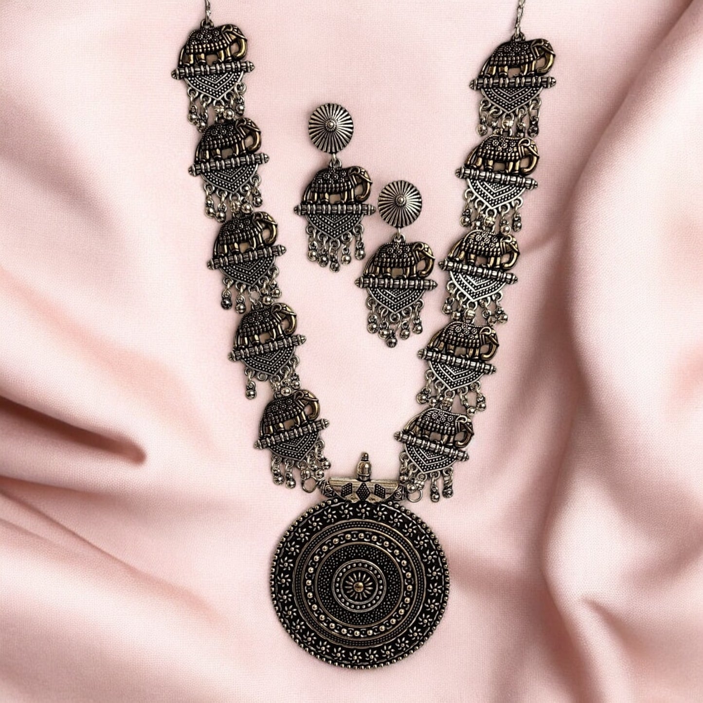 93999-NSO Classic Necklace With Oxidised Plating-Elephant Design