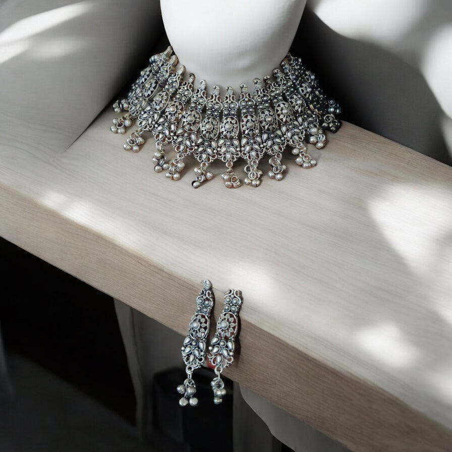 93999-NSO Classic Necklace With Oxidised Plating-Design 3