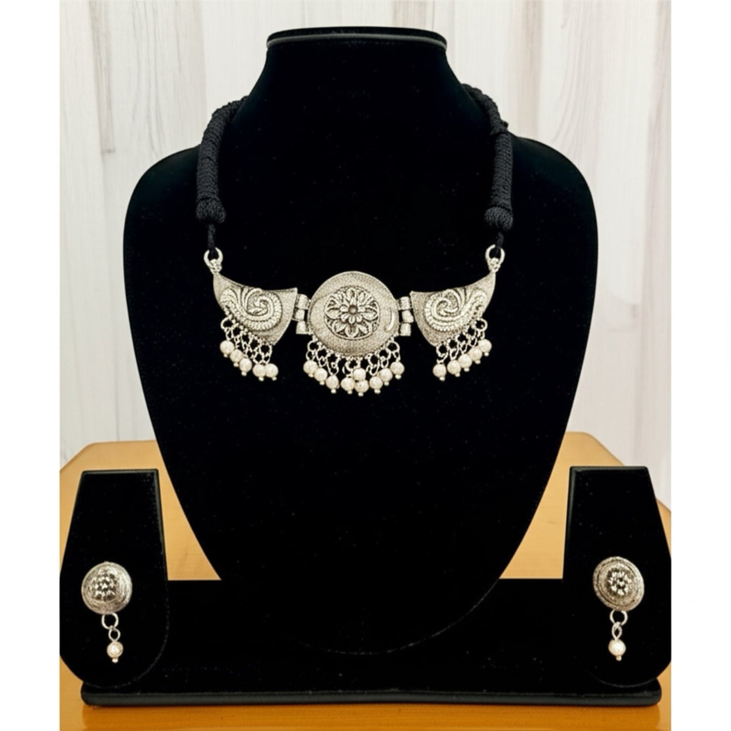 808378 Classic Necklace With Oxidised Plating