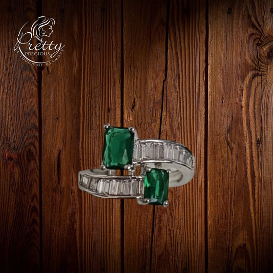 432837 Cz Adjustable Ring Green