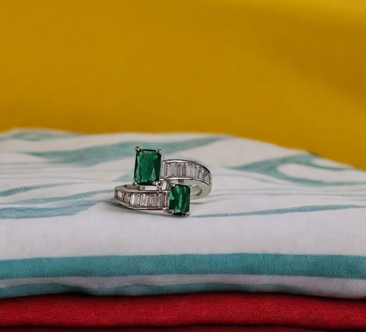 432837 Cz Adjustable Ring Green