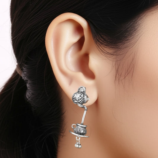 806189 Trendy Earring With Oxidised Plating