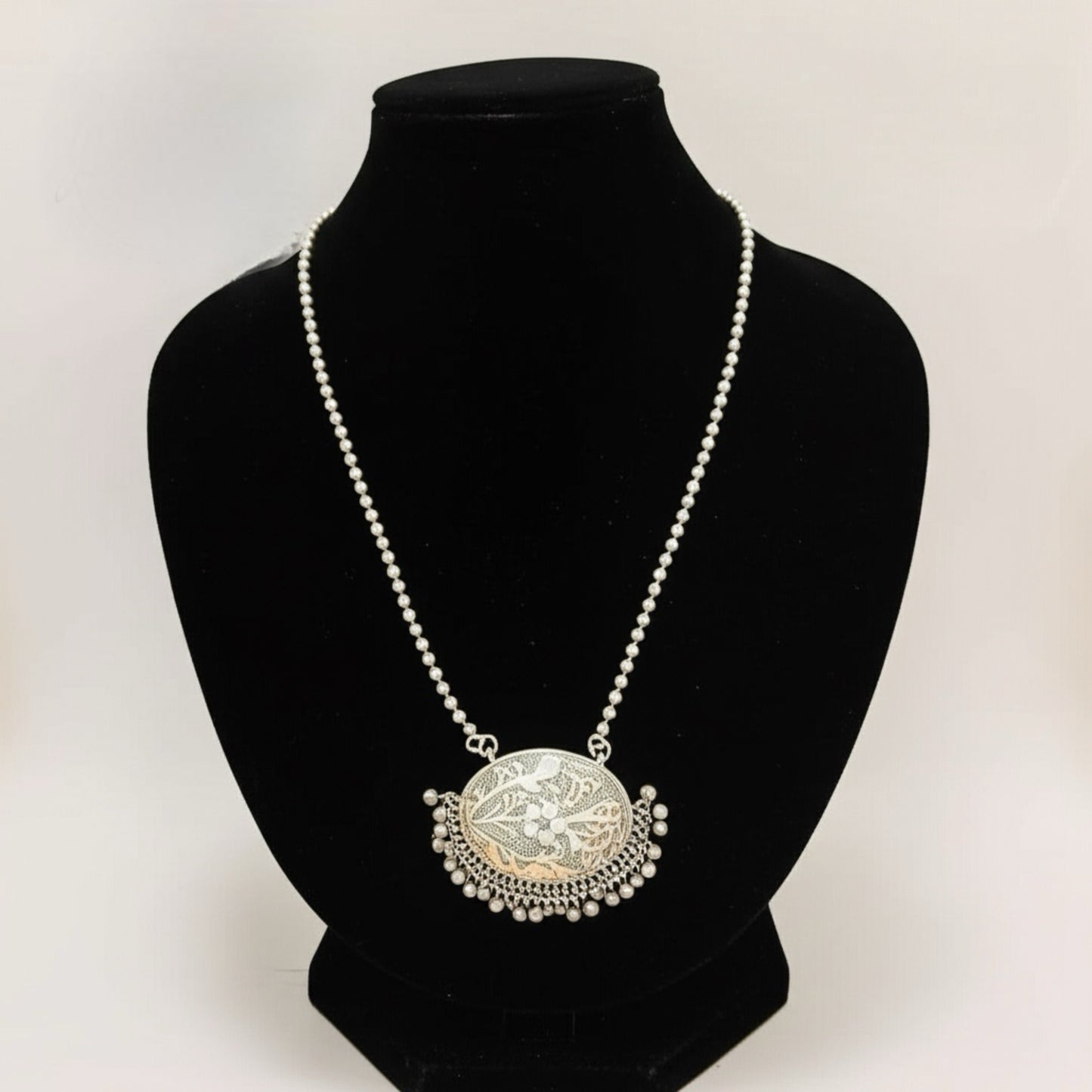 805610 Trendy Necklace With Oxidised Plating
