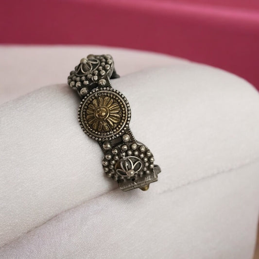 94409-KDO Classic Kada With Oxidized Plating- Design 3