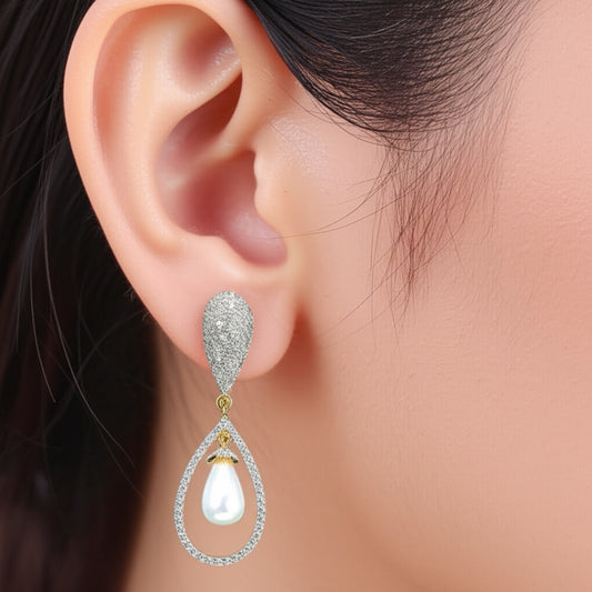 436282 Earring With 2 Tone Plating